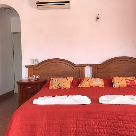 Hotel Y Suites Bugambilias Rincon de Guayabitos Zewnętrze zdjęcie