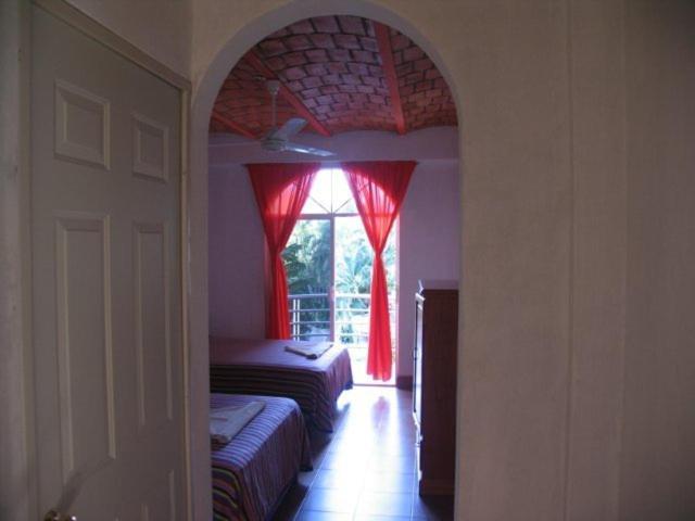 Hotel Y Suites Bugambilias Rincon de Guayabitos Zewnętrze zdjęcie