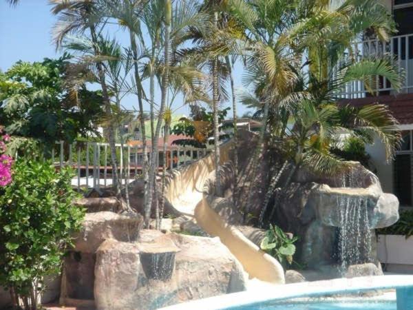 Hotel Y Suites Bugambilias Rincon de Guayabitos Zewnętrze zdjęcie